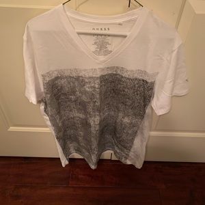 Guess T shirt